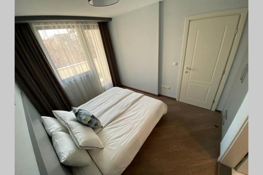 Lux 1Bd/1Ba City Center Apartment Blagoevgrad Extérieur photo